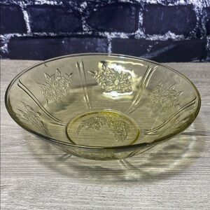 Elegant Yellow Glass Bowl